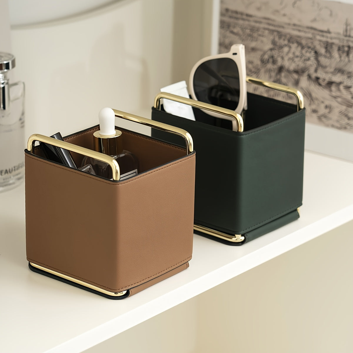 [1pc Faux Leather Storage] 1pc Lightweight Faux Leather Storage Tube | Makeup Brush Organizer, Vanity Eyebrow and Eyeshadow Brush Holder, Metal Frame Leather Pen Case, Desktop Remote Control Key Storage Box, Stylish Square Storage Box, Multifunctional